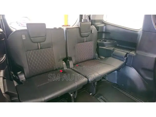 Toyota Noah 2022 Pearl