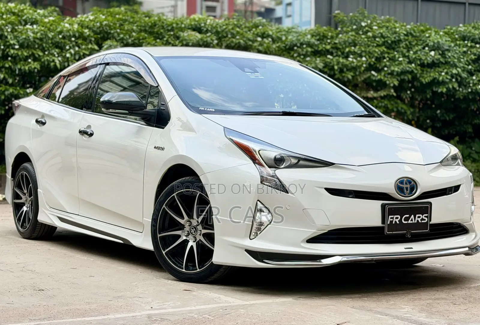 Toyota Prius Four Touring 2018 Pearl