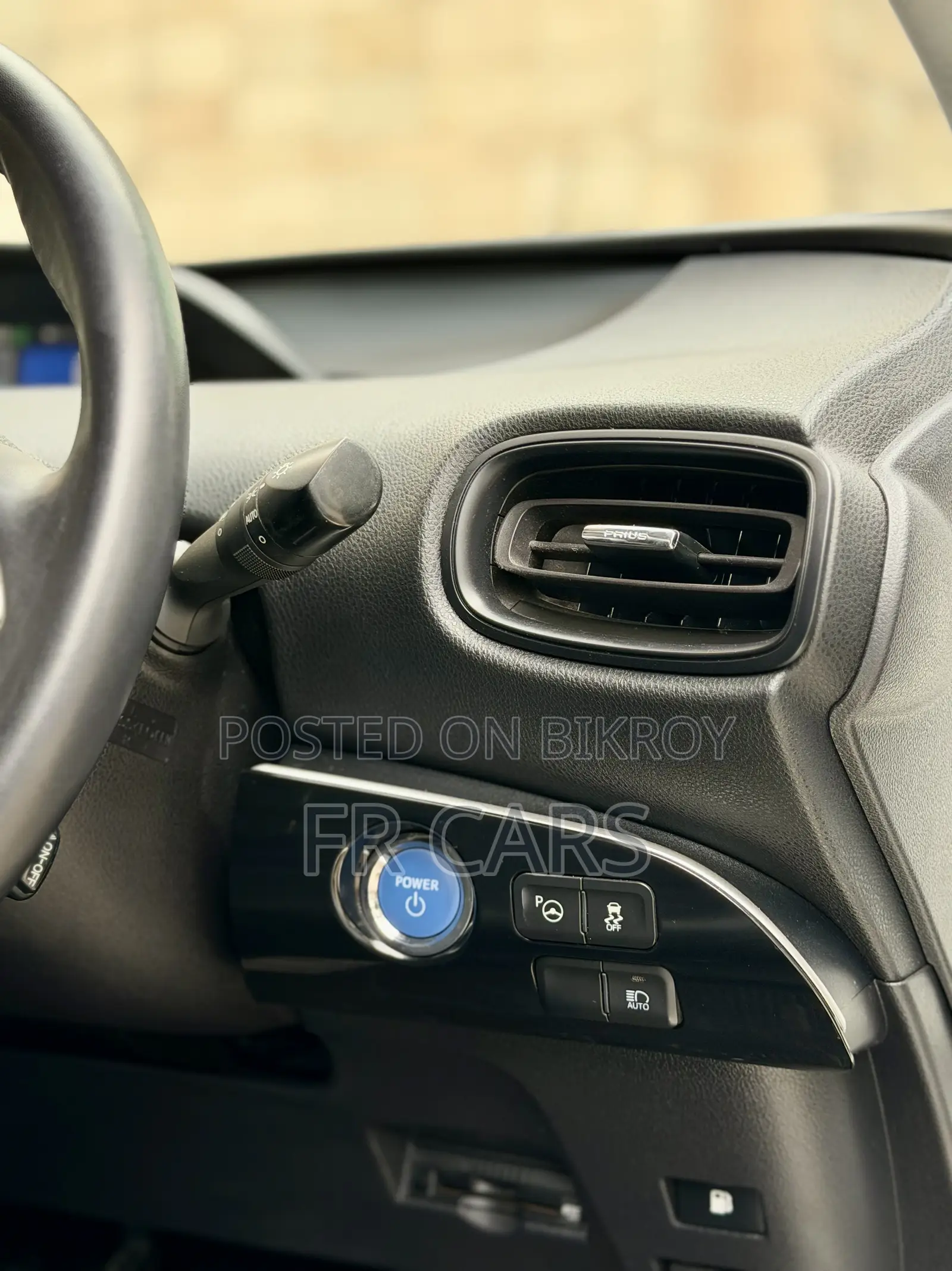 Toyota Prius Four Touring 2018 Pearl