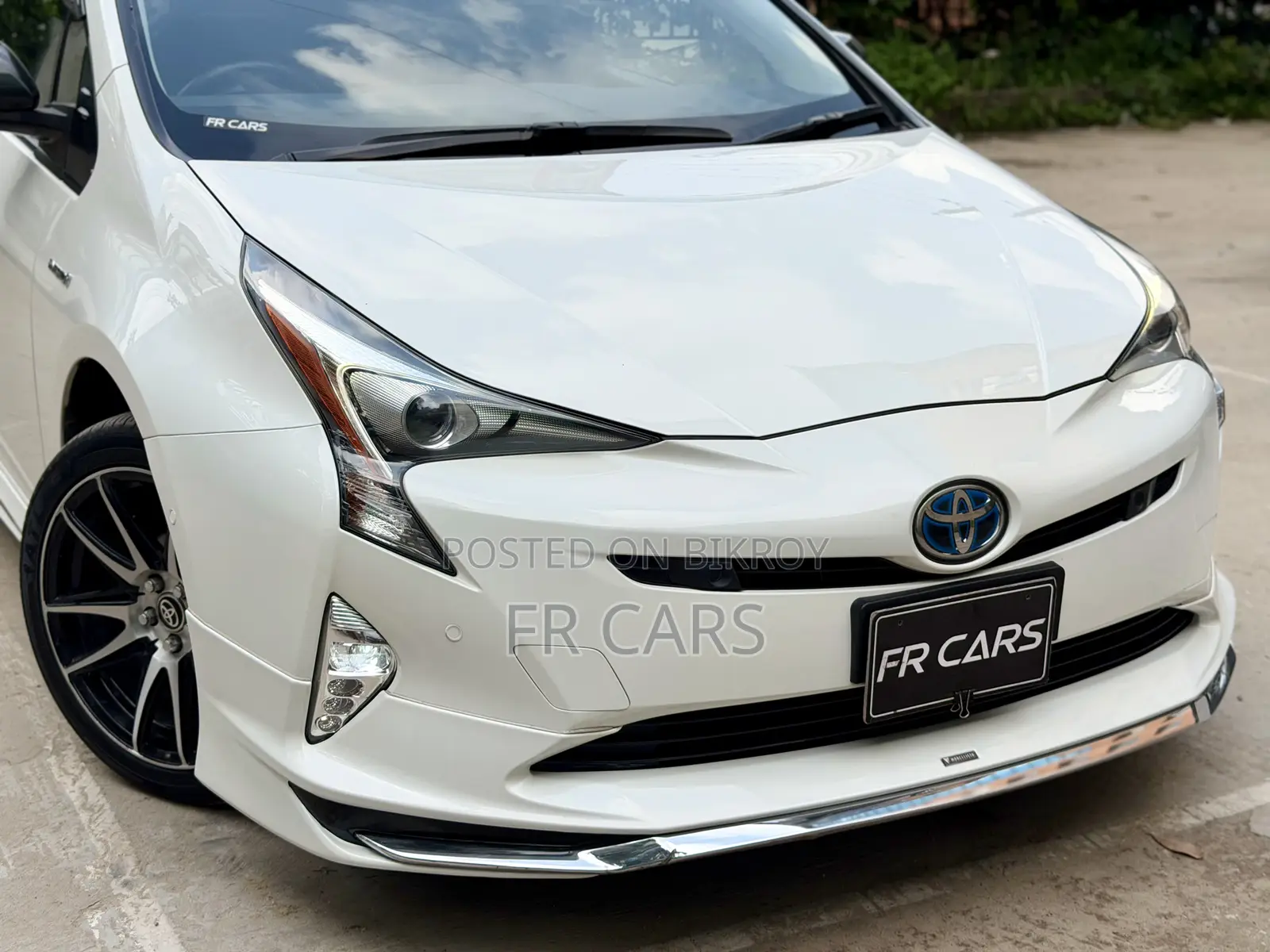 Toyota Prius Four Touring 2018 Pearl