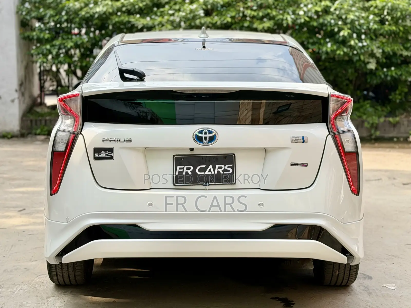 Toyota Prius Four Touring 2018 Pearl