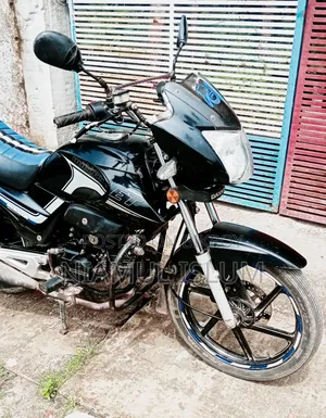 Runner Bullet 100 2023 Black