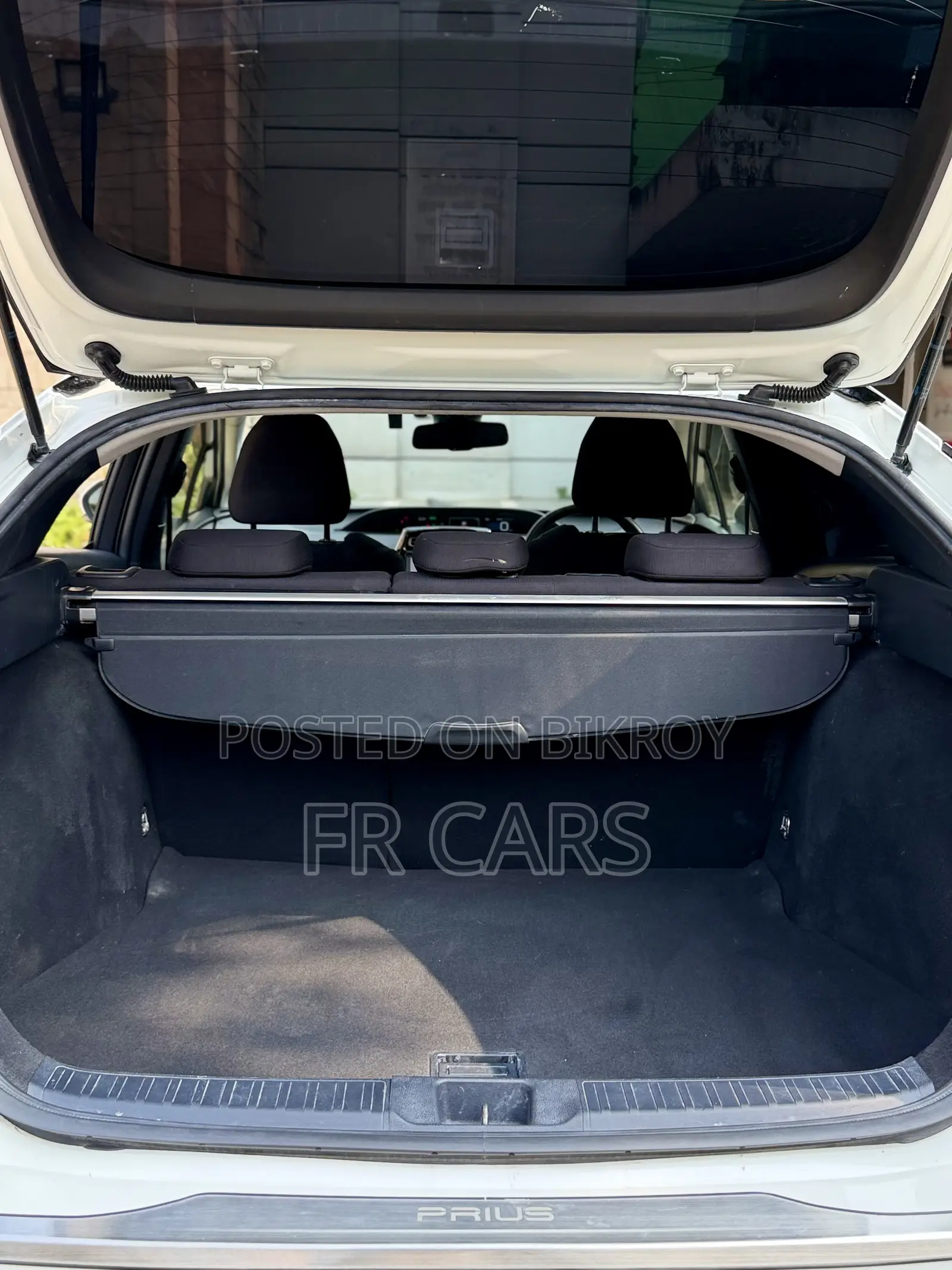 Toyota Prius Four Touring 2017 Pearl