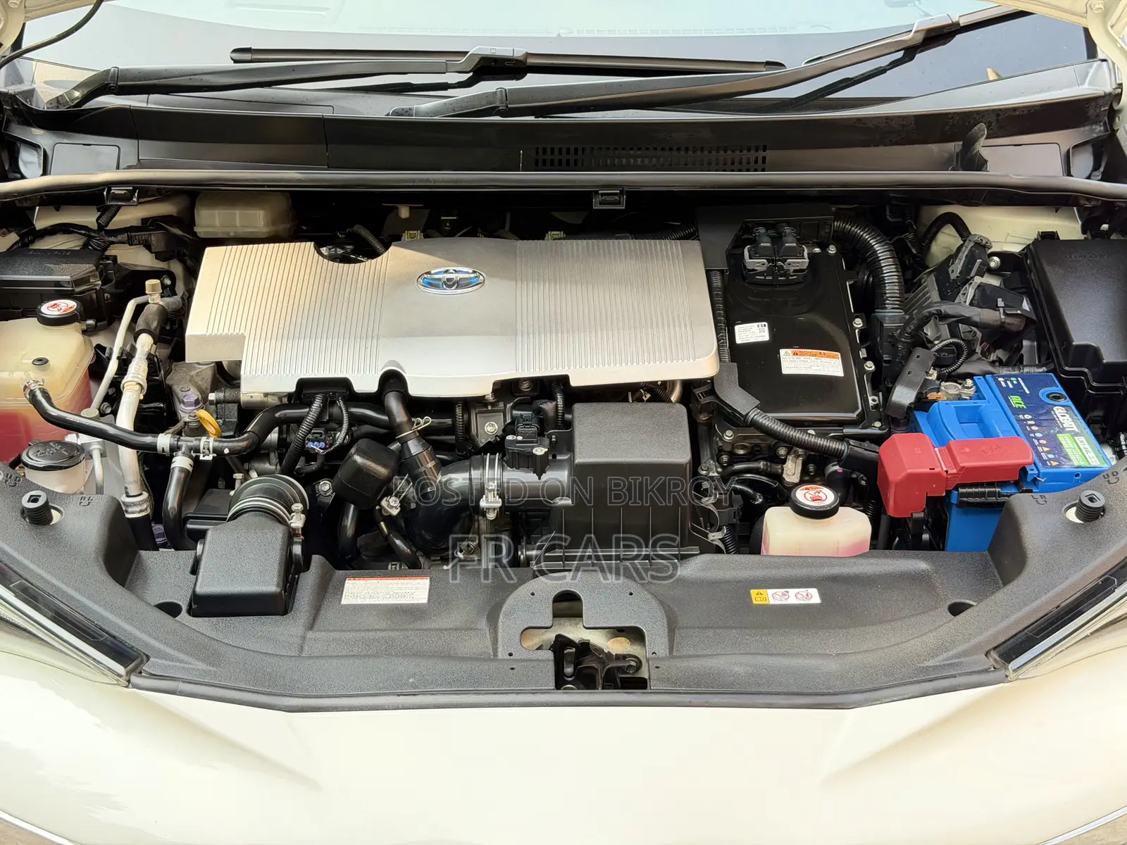Toyota Prius Four Touring 2017 Pearl