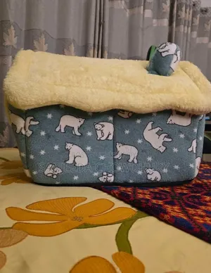 Pet House / Cat House