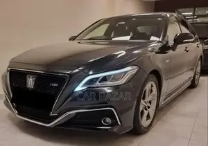 টয়োটা ক্রাউন ২০১৮ কালো
