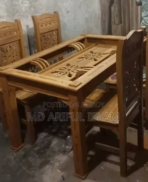 Get Dining Tables at Wholesale Rates