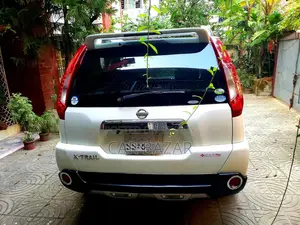 Nissan X-Trail 2.0 Petrol XE 2011 White