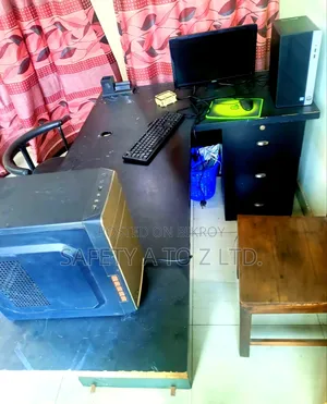 Boss/Executive Table
