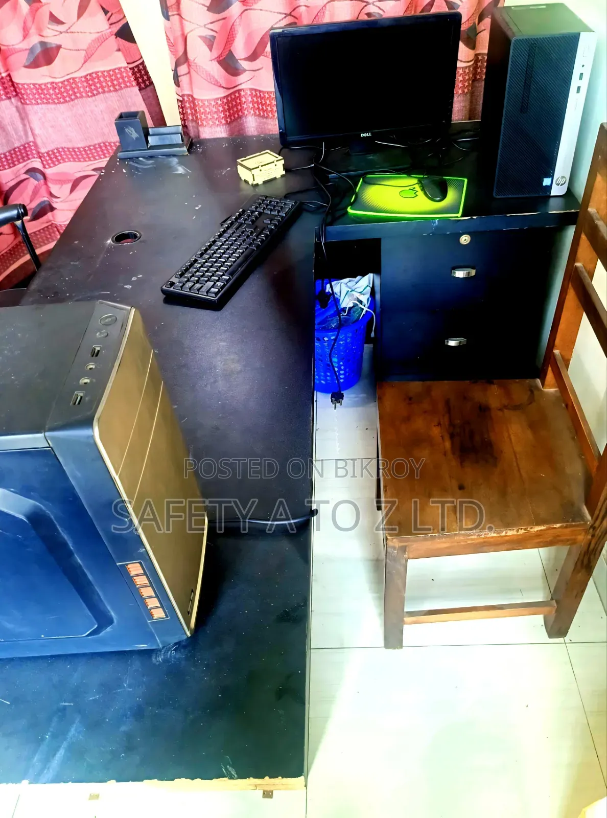 Boss/Executive Table