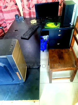 Boss/Executive Table