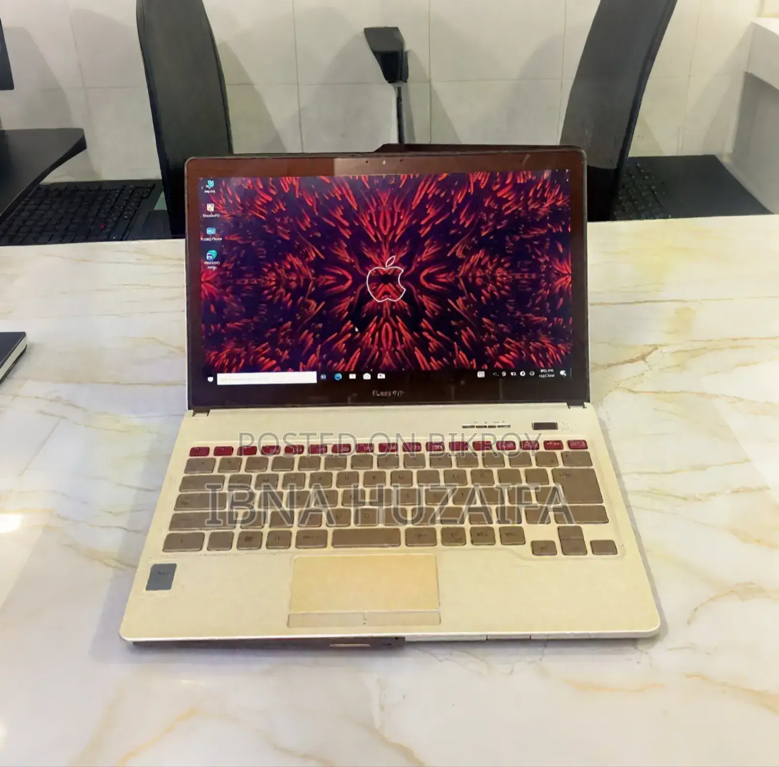 ল্যাপটপ Fujitsu Amilo Li3710 4GB Intel Core I3 SSD 512GB