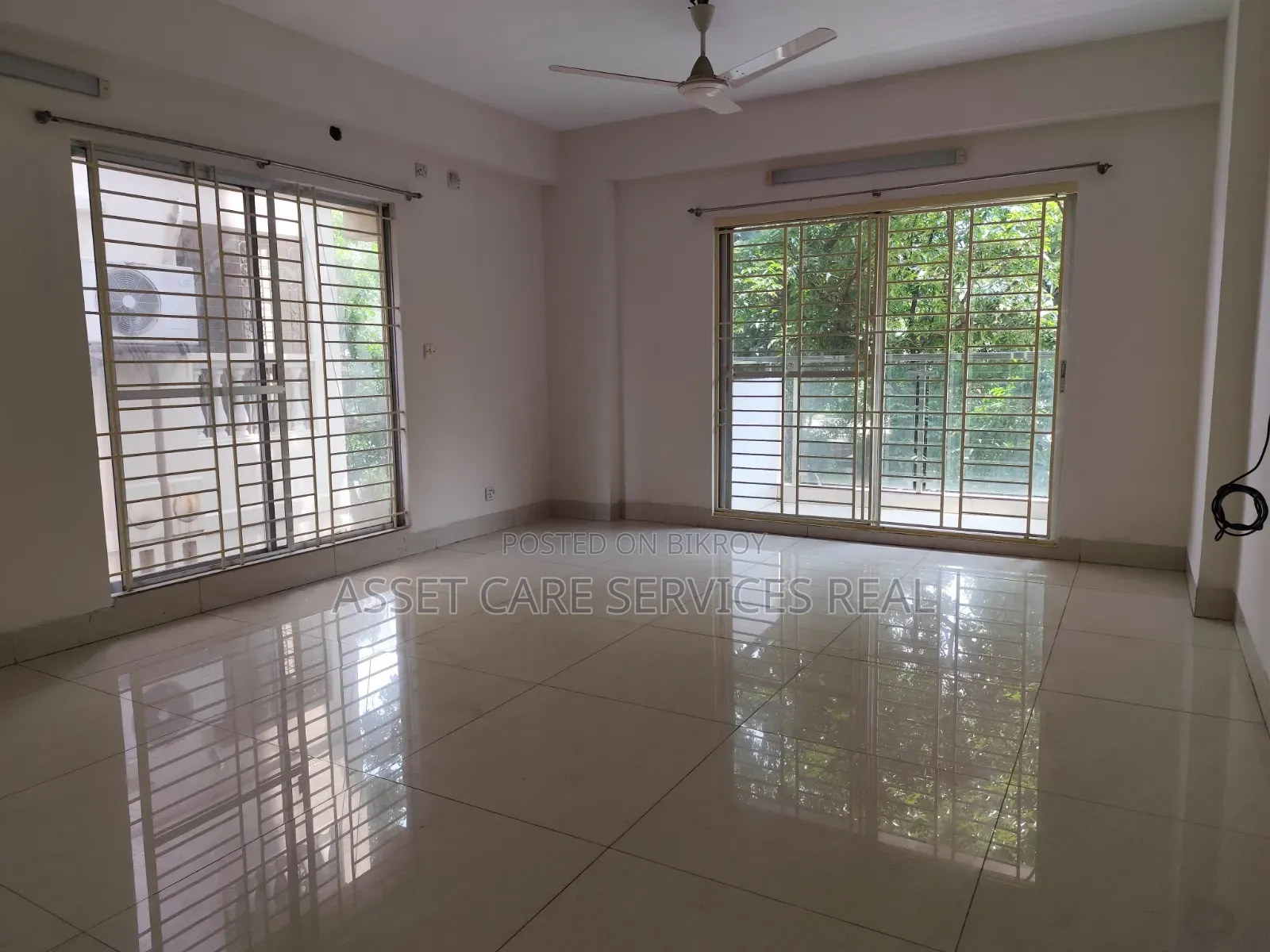 বনানীতে ৪ বেডরুমের অ্যাপার্টমেন্ট ভাড়ার জন্য