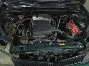 Toyota Platz 1.0 Front-Wheel Drive 1999 Green