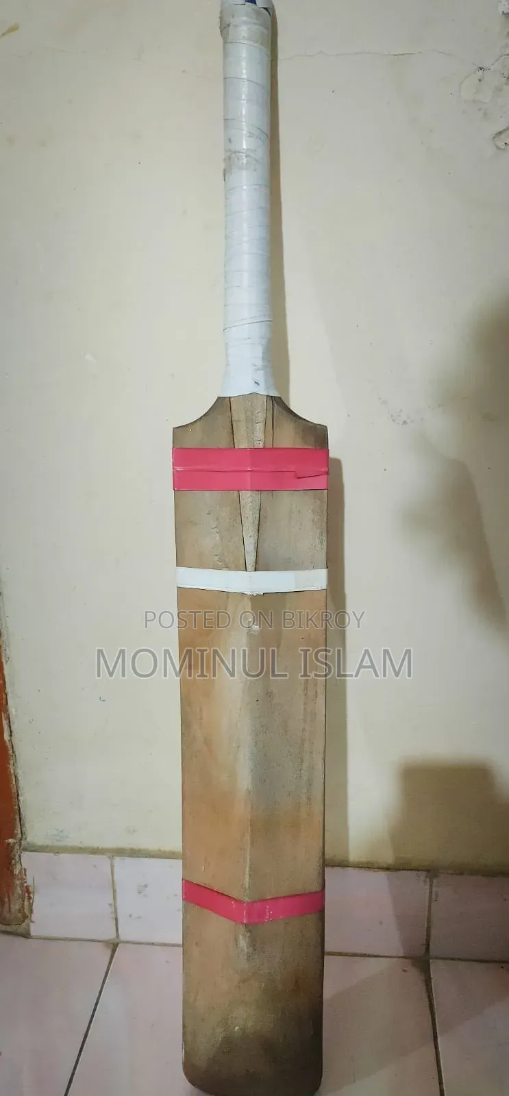 টেপ টেনিস খেলার জন্য মজবুত কাঠের ক্রিকেট ব্যাট (Cricket Bat)