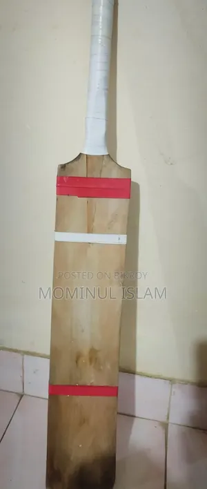 টেপ টেনিস খেলার জন্য মজবুত কাঠের ক্রিকেট ব্যাট (Cricket Bat)