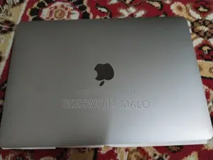 Laptop Apple MacBook Pro 2017 8GB Intel Core I5 SSD 256GB