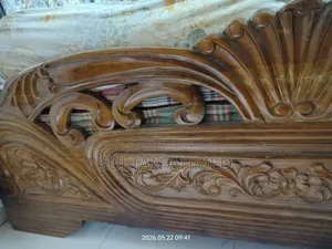 সেগুন কাঠের খাট