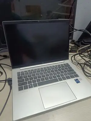 New Laptop HP EliteBook 840 G9 16GB Intel Core I5 SSD 512GB