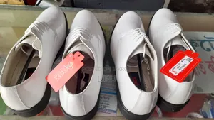 Apex White Shoes