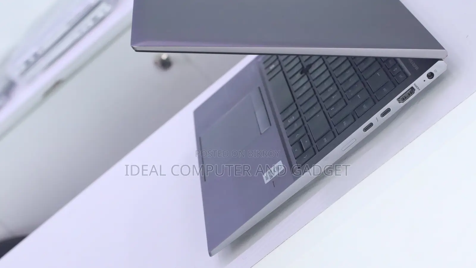 Laptop HP ZBook Firefly 14 G7 16GB Intel Core I5 SSD 512GB