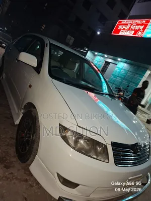 Toyota Corolla Sedan Automatic 2004 White