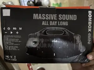 JBL Boombox 4