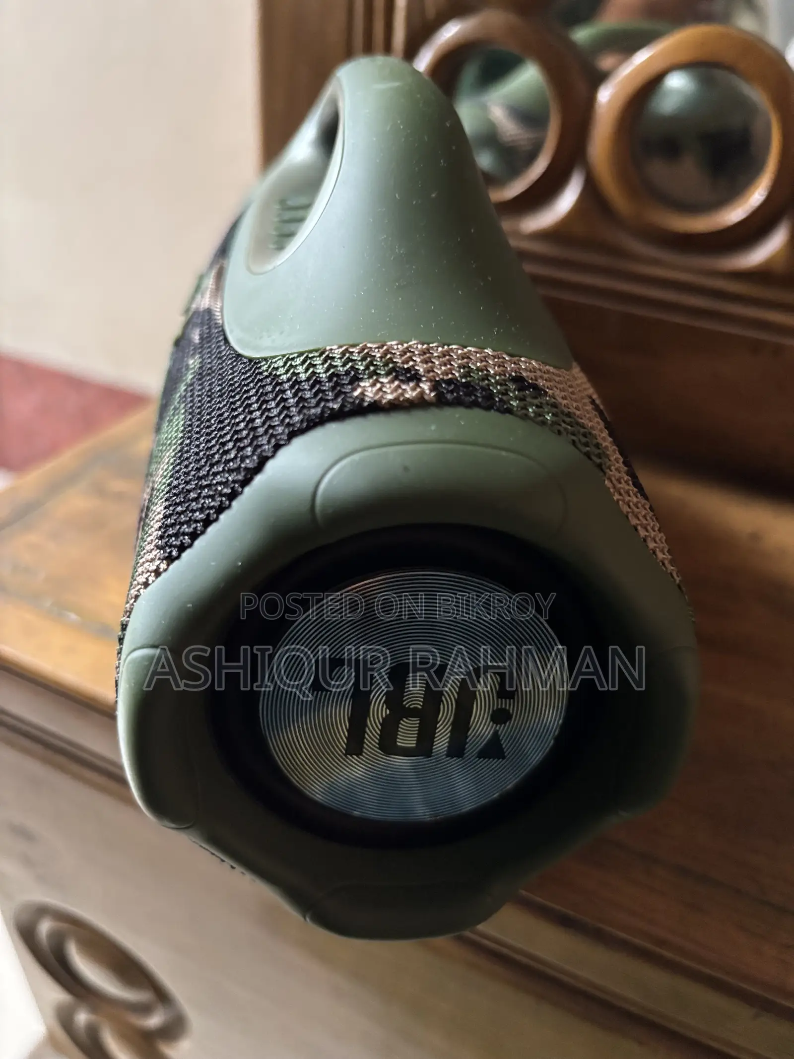 JBL Boombox 4
