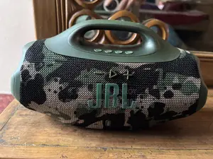 JBL Boombox 4