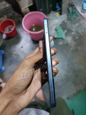 Tecno Spark 20C 128 GB Black