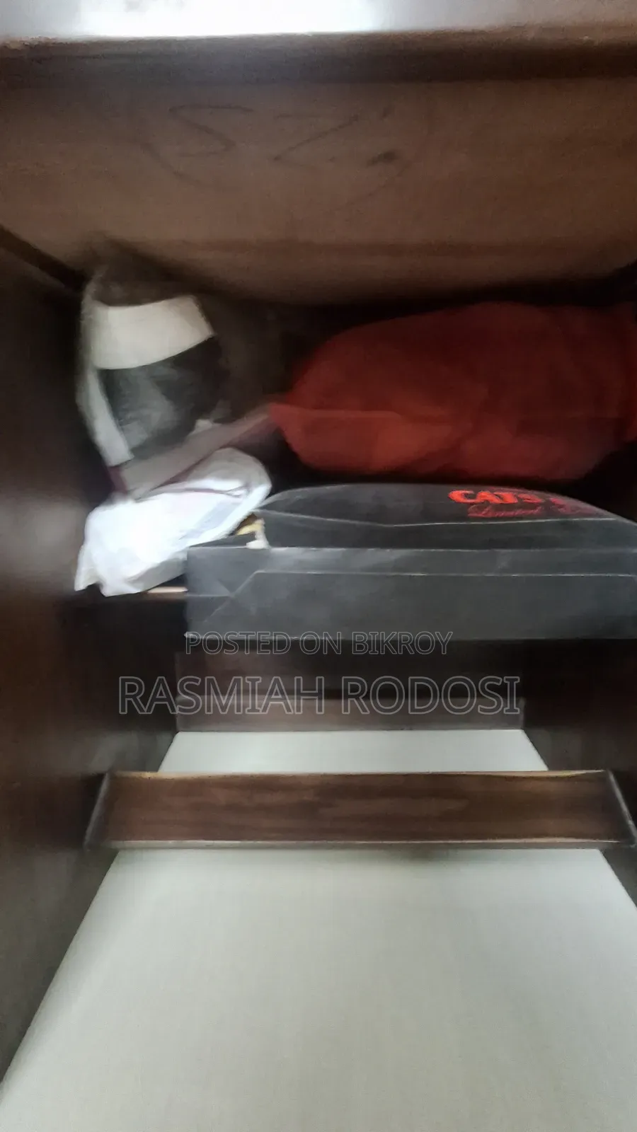 স্টাডি ডেস্ক