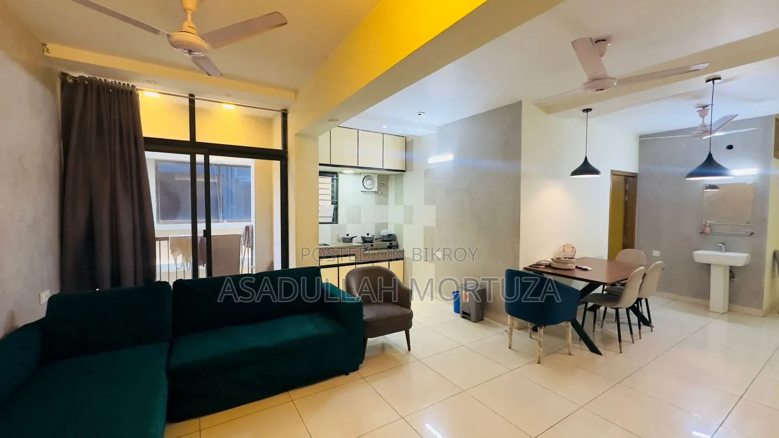 বসুন্ধরায় ভাড়ার জন্য ৩ বেডরুমের ফার্নিশড অ্যাপার্টমেন্ট