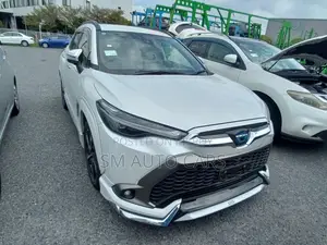 Toyota Corolla Cross 1.8 Hybrid FWD 2022 Pearl