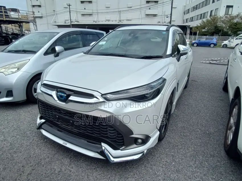 Toyota Corolla Cross 1.8 Hybrid FWD 2022 Pearl