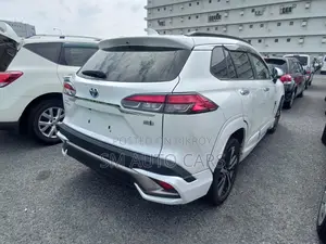 Toyota Corolla Cross 1.8 Hybrid FWD 2022 Pearl