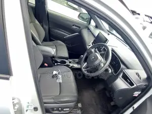 Toyota Corolla Cross 1.8 Hybrid FWD 2022 Pearl