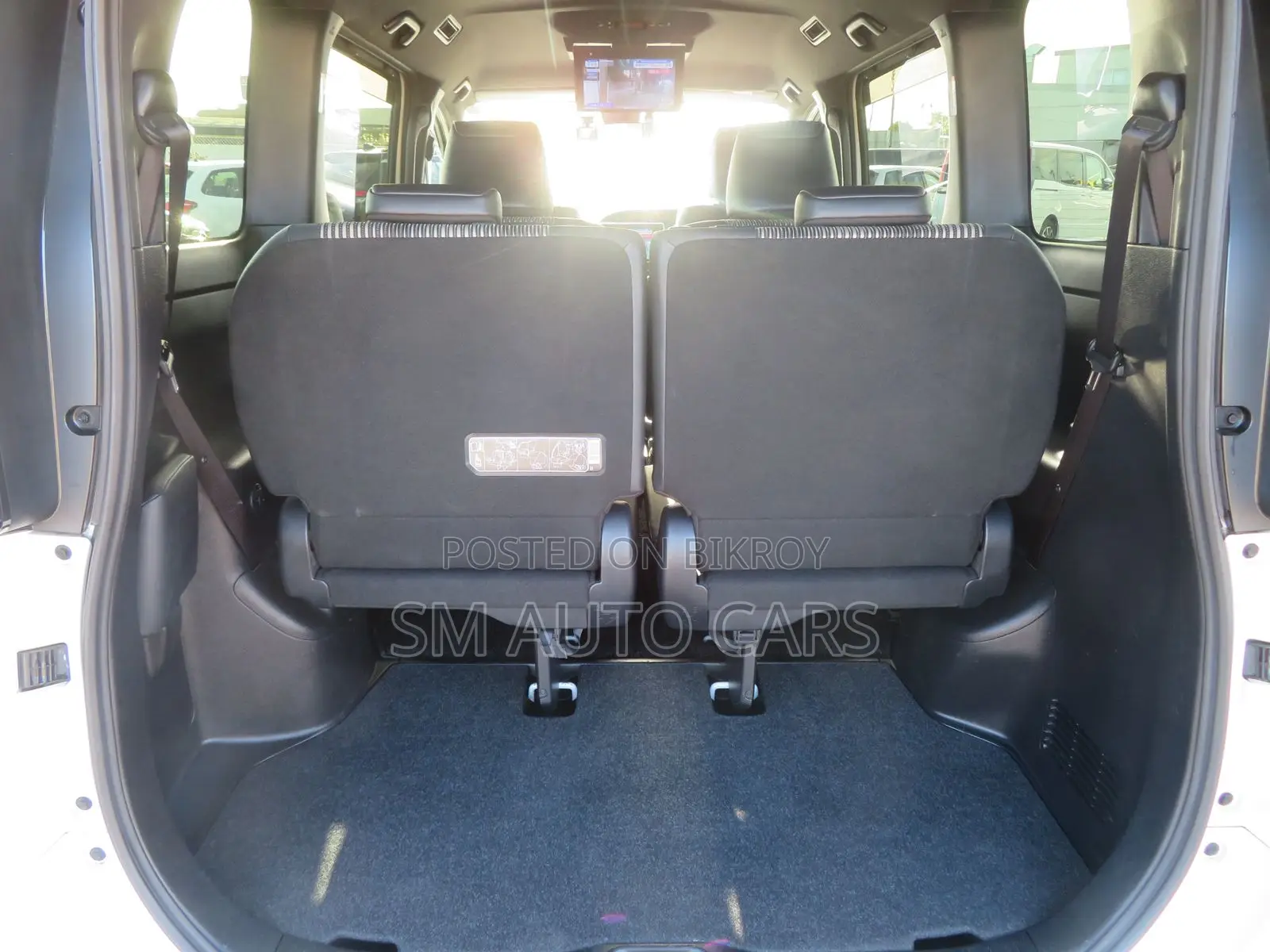 Toyota Noah 1.8 FWD Hybrid (7 Seater) 2021 Pearl