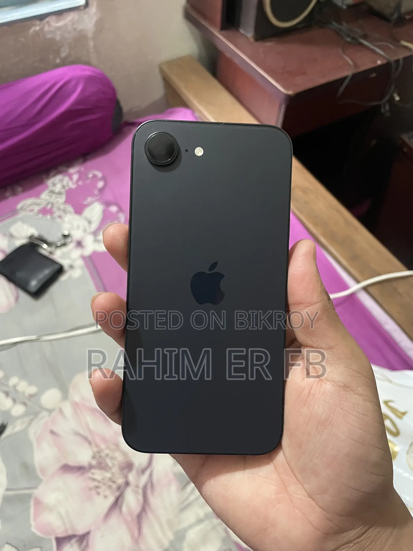 Apple iPhone 16e 128 GB Black