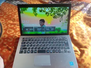 Laptop Sony VAIO E14125CN 4GB Intel Celeron SSD 128GB