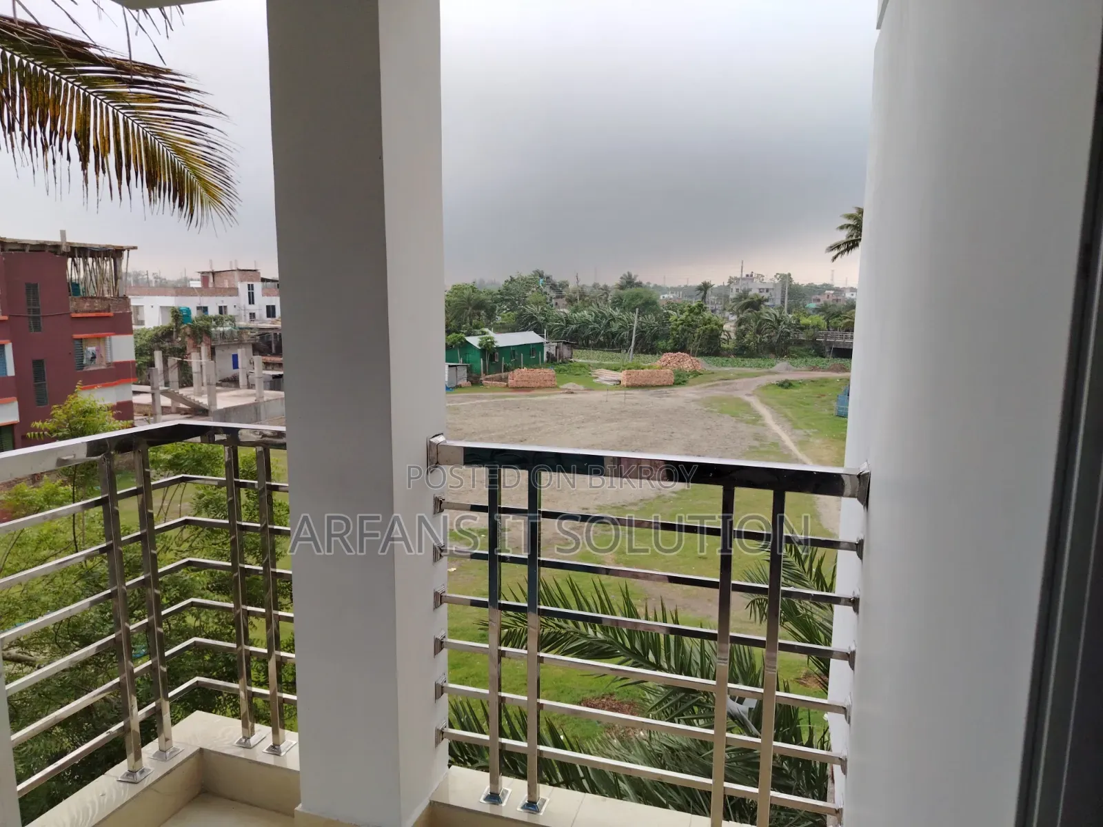 খুলনা সদরে ফার্নিশড ৩ বেডরুমের অ্যাপার্টমেন্ট ভাড়ার জন্য