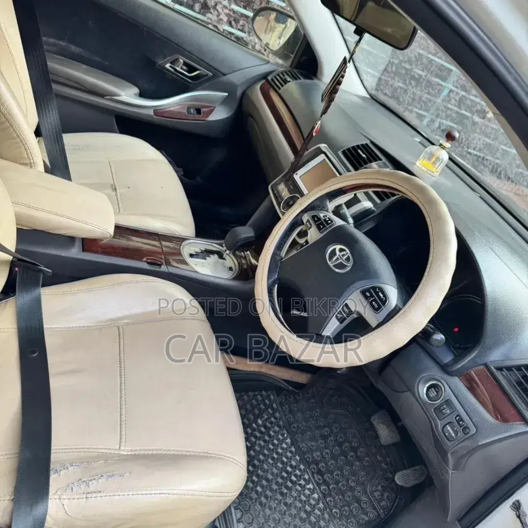 Toyota Premio 1.5 FWD 2013 Pearl