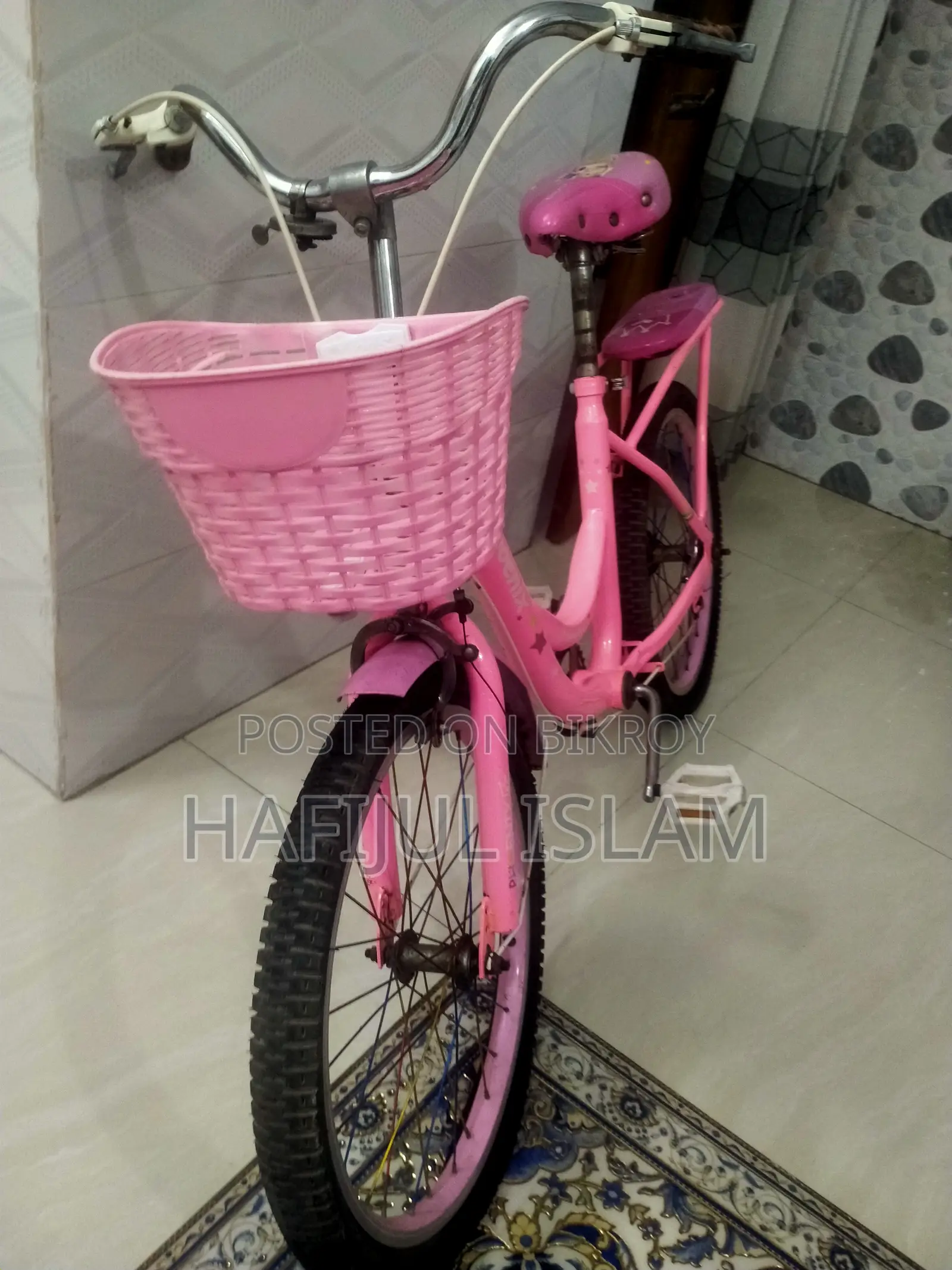 Ladies Cycle