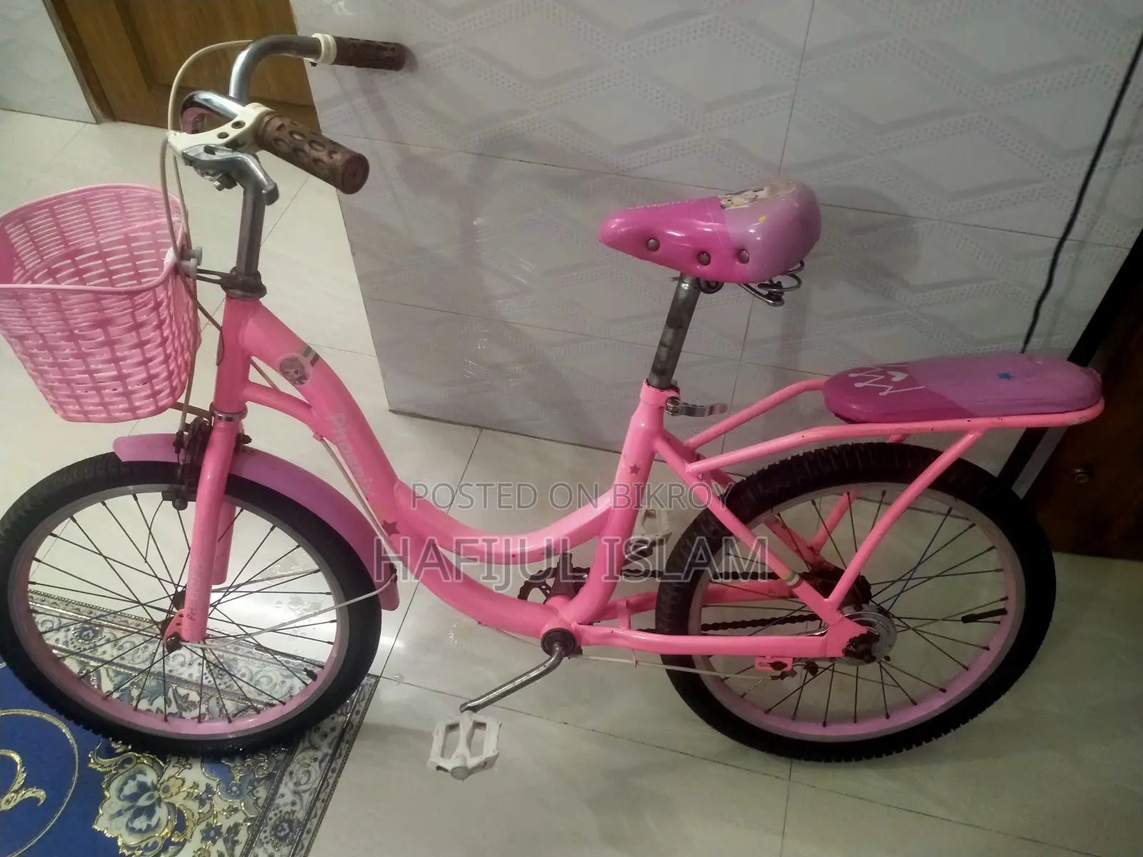 Ladies Cycle