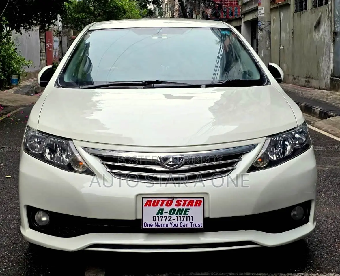 টয়োটা অ্যালিয়ন ২০১২ সাদা