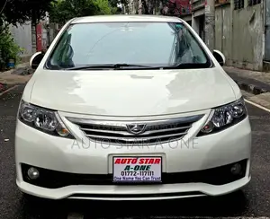 টয়োটা অ্যালিয়ন ২০১২ সাদা