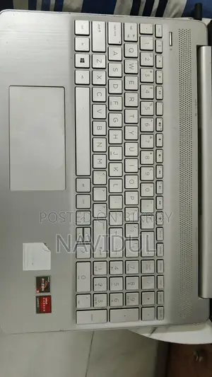 Laptop HP 15s 8GB AMD Ryzen 3 SSD 512GB
