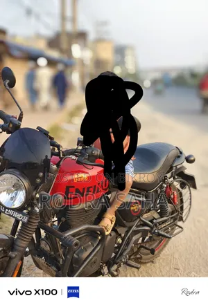 Royal Enfield Hunter 350 2025 Red