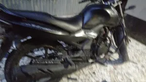 Honda CB 2010 Black