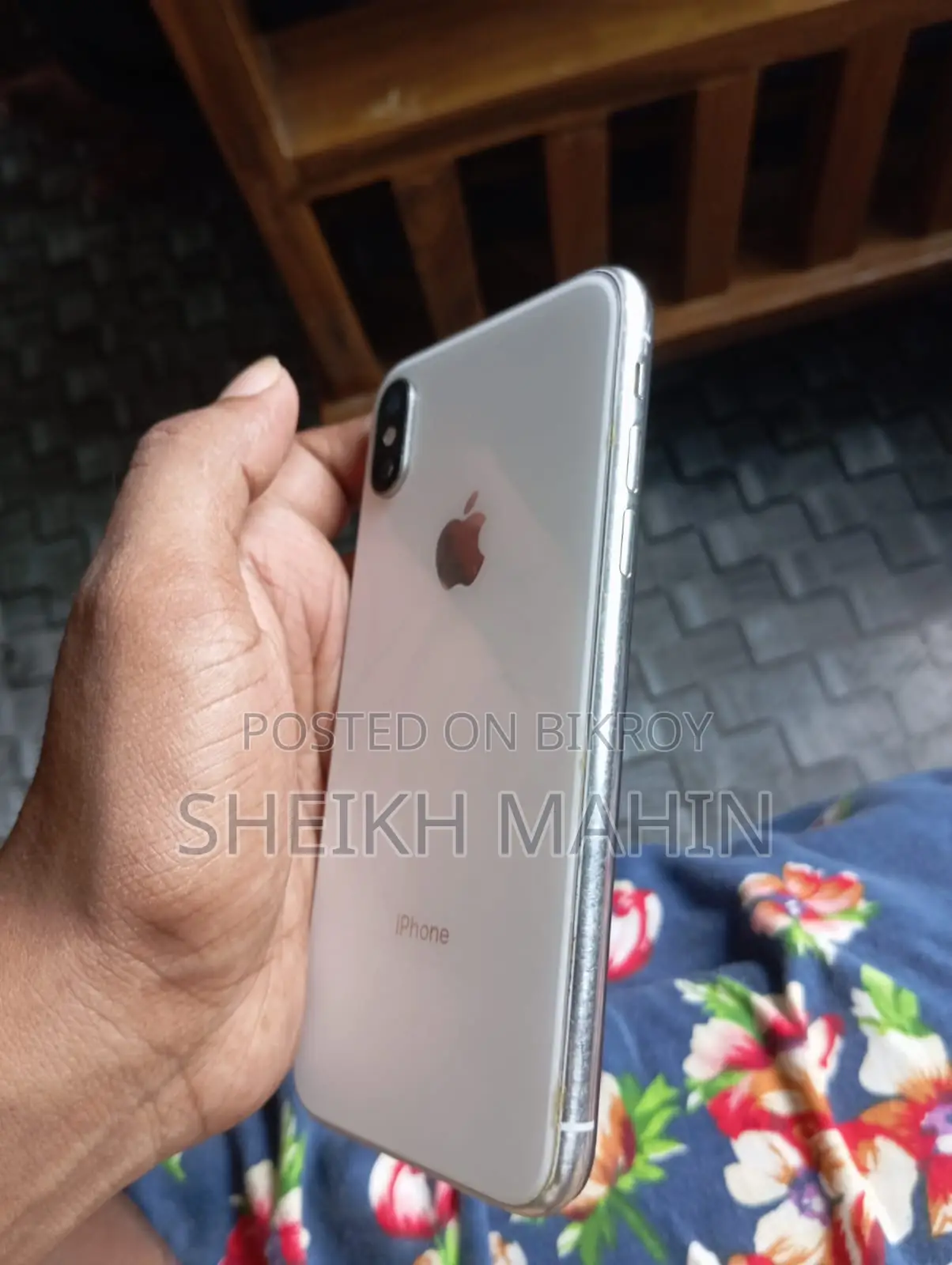 Apple iPhone X 64 GB White
