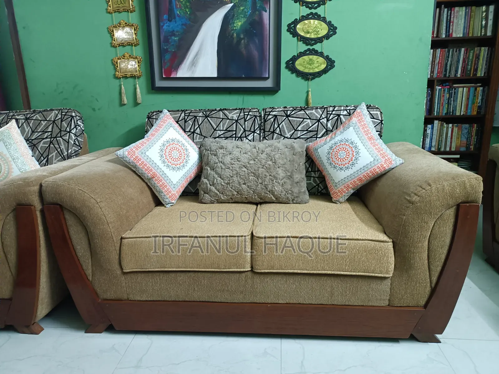 Hatil Sofa